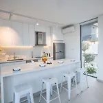 Neue- Moderne 3-schlafzimmer-villa Mit Privatem Pool By Interhome Ferienhaus