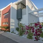 Neue- Moderne 3-schlafzimmer-villa Mit Privatem Pool By Interhome *