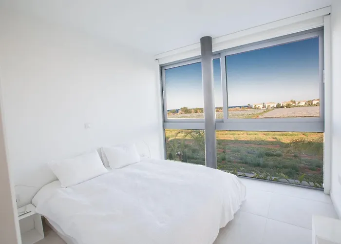 Neue- Moderne 3-schlafzimmer-villa Mit Privatem Pool By Interhome *