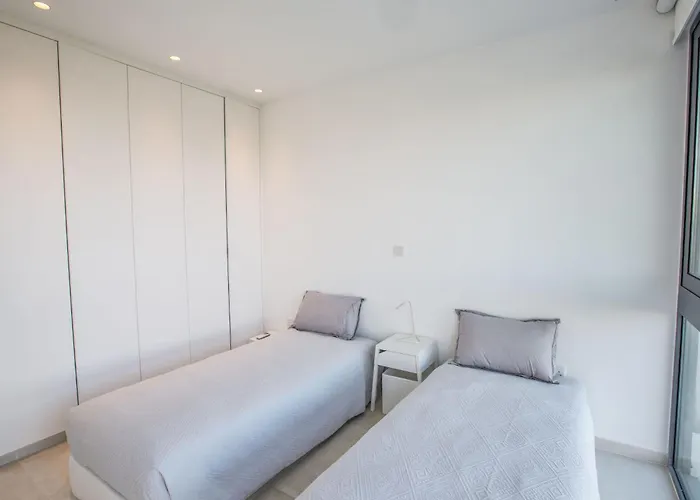 Holiday home Neue- Moderne 3-schlafzimmer-villa Mit Privatem Pool By Interhome